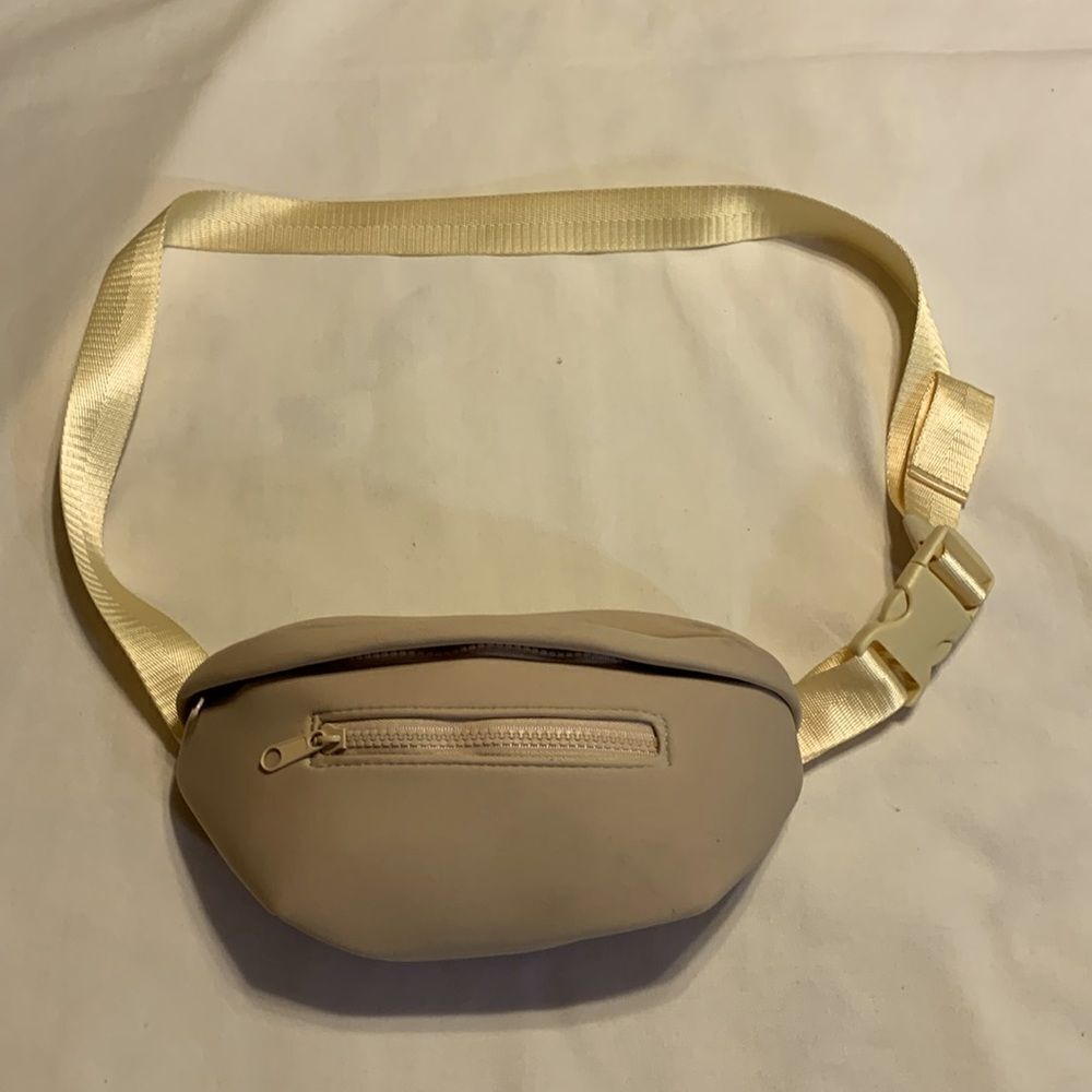 Neoprene cream waist/shoulder bag